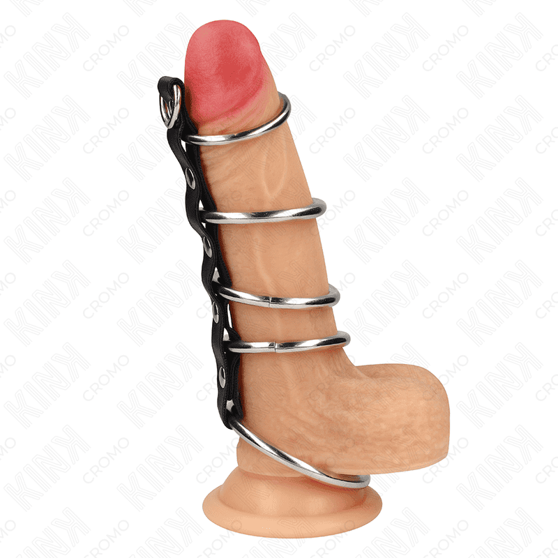 KINK – 5 ANNEAUX PÉNIS EN MÉTAL DE 3,2 CM À 5 CM CONNECTÉS PAR DU CUIR
